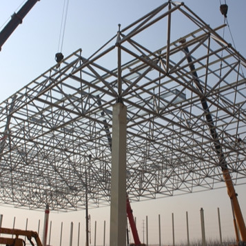 L'usine en acier de conception de lumière préfabriquée d'entrepôt a jeté galvanisé