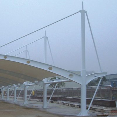 Les structures de tissu de tension de Q235B conçoivent la voile d'ombre de membrane de panneau de 2.5mm 1.5mm