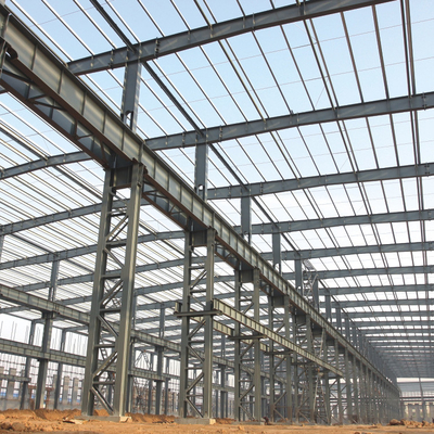 Rigidité portaile de toit de la construction 0.6mm de bâtiment à pans de bois d'acier de Q235 gigaoctet