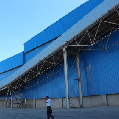Hangars préfabriqués faits sur commande d'atelier de l'entrepôt 50mm d'acier de construction