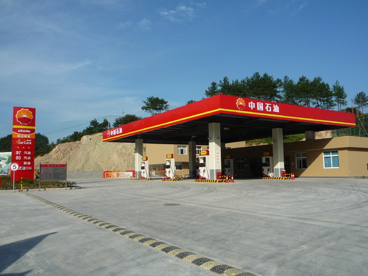 Construction 300m d'auvent de station service d'essence de S235JR adaptés aux besoins du client
