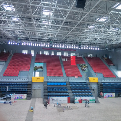 S235JR a préfabriqué le poids léger de toit de salle de gymnastique de structure métallique 150mm