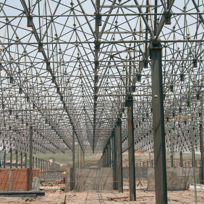 L'usine structurelle en acier légère a courbé la conception préfabriquée jetée