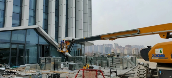 Le matériel de Q235 Q355 a glacé l'extérieur en aluminium de murs rideaux