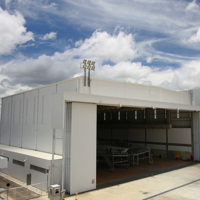 Hangars préfabriqués en acier faits sur commande d'atelier de la base 50mm de structure de toit