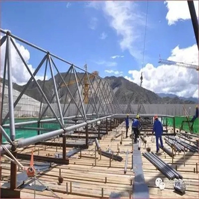Installation rapide Structure du toit de l'entrepôt en acier permettant la portée et la hauteur de l'évier