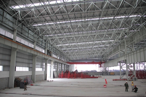 Construction de structures préfabriquées en acier