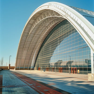 Des structures spatiales en acier à grande échelle pour la construction efficace de gares ferroviaires.