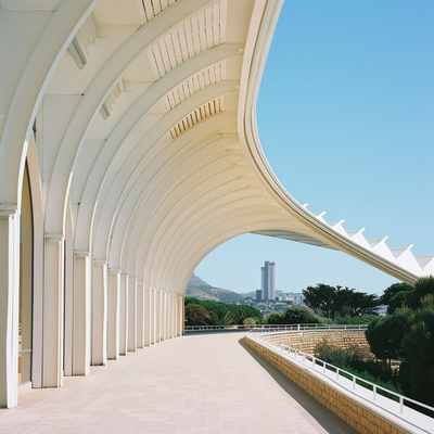 Structure de membrane de tension en ETFE et PTFE pour des formes architecturales élégantes