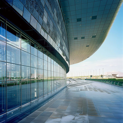 Structure spatiale en acier pour les structures suspendues dans les salles de cinéma qui maximisent l'espace et la qualité du son