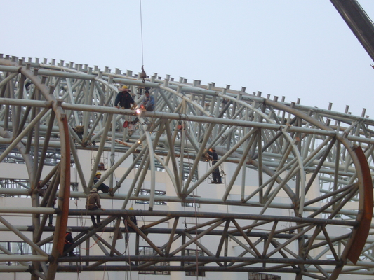 Traverse de toit en acier pour le hall du centre commercial de produits de base