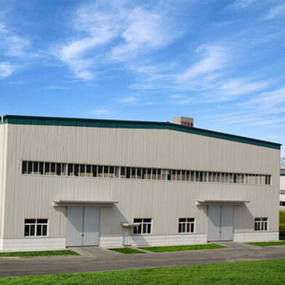 Bâtiment d'élevage avicole en charpente spatiale préfabriquée en acier professionnel